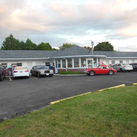 Kent Motel Chatham-Kent Екстериор снимка